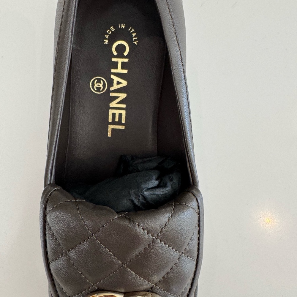 Chanel Dark Brown Moccasins - NWT size 38.5 - Picture 5 of 6